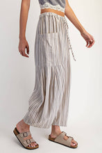 Load image into Gallery viewer, Wide Leg Striped Pants