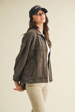 Load image into Gallery viewer, Vintage Wash Denim Jacket