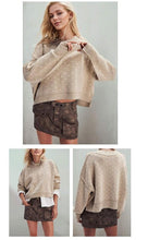 Load image into Gallery viewer, Little Heart Sweater