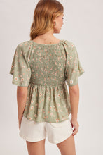 Load image into Gallery viewer, Floral Peplum Top