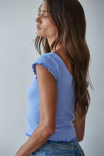 Load image into Gallery viewer, Knit Seamless Merrow Detail Crop Top