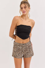 Load image into Gallery viewer, Leopard Mid Rise Shorts