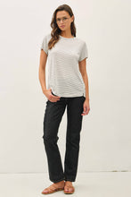 Load image into Gallery viewer, Linen Stripped Shirt