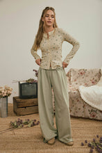 Load image into Gallery viewer, Floral Waffle Knit Top