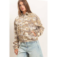 Load image into Gallery viewer, Camouflage Zip-Up Jacket