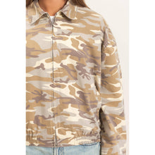 Load image into Gallery viewer, Camouflage Zip-Up Jacket
