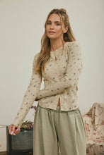 Load image into Gallery viewer, Floral Waffle Knit Top