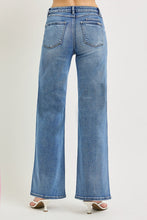 Load image into Gallery viewer, Slouchy Wide Leg Jeans by Risen