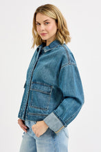 Load image into Gallery viewer, Oversized Cargo Pocket Denim Jacket