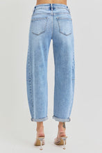 Load image into Gallery viewer, High Rise Barrel Jeans