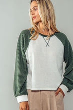 Load image into Gallery viewer, Waffel Knit Baseball Raglan