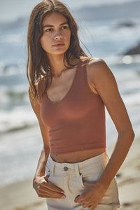 Seamless ribbed top, summer styles