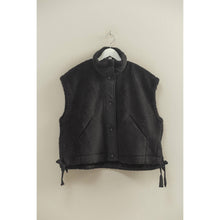 Load image into Gallery viewer, Mock Neck Sherpa Vest Jacket