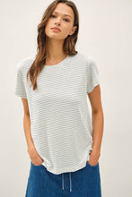 Load image into Gallery viewer, Linen Stripped Shirt