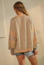 Load image into Gallery viewer, Lightweight V-neck Pullover