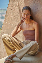 Load image into Gallery viewer, Seamless Ribbed Tube Top