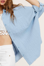 Load image into Gallery viewer, Short Sleeve Gauze Button Down Shirt